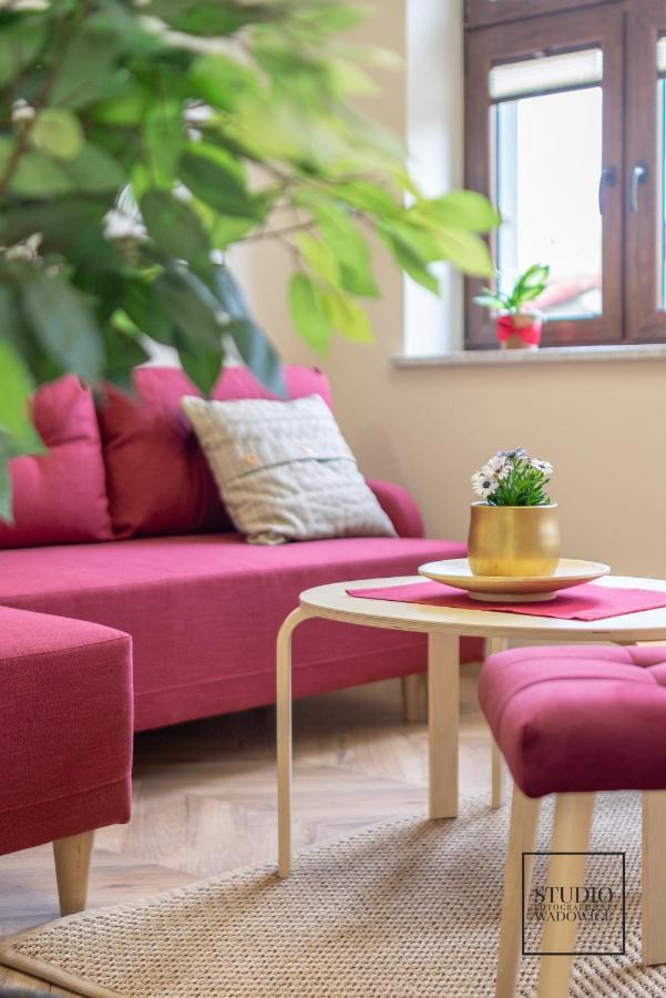 Apartament Karminowy Apartman Wadowice Kültér fotó