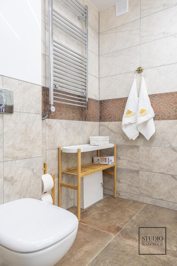 Apartament Karminowy Apartman Wadowice Kültér fotó
