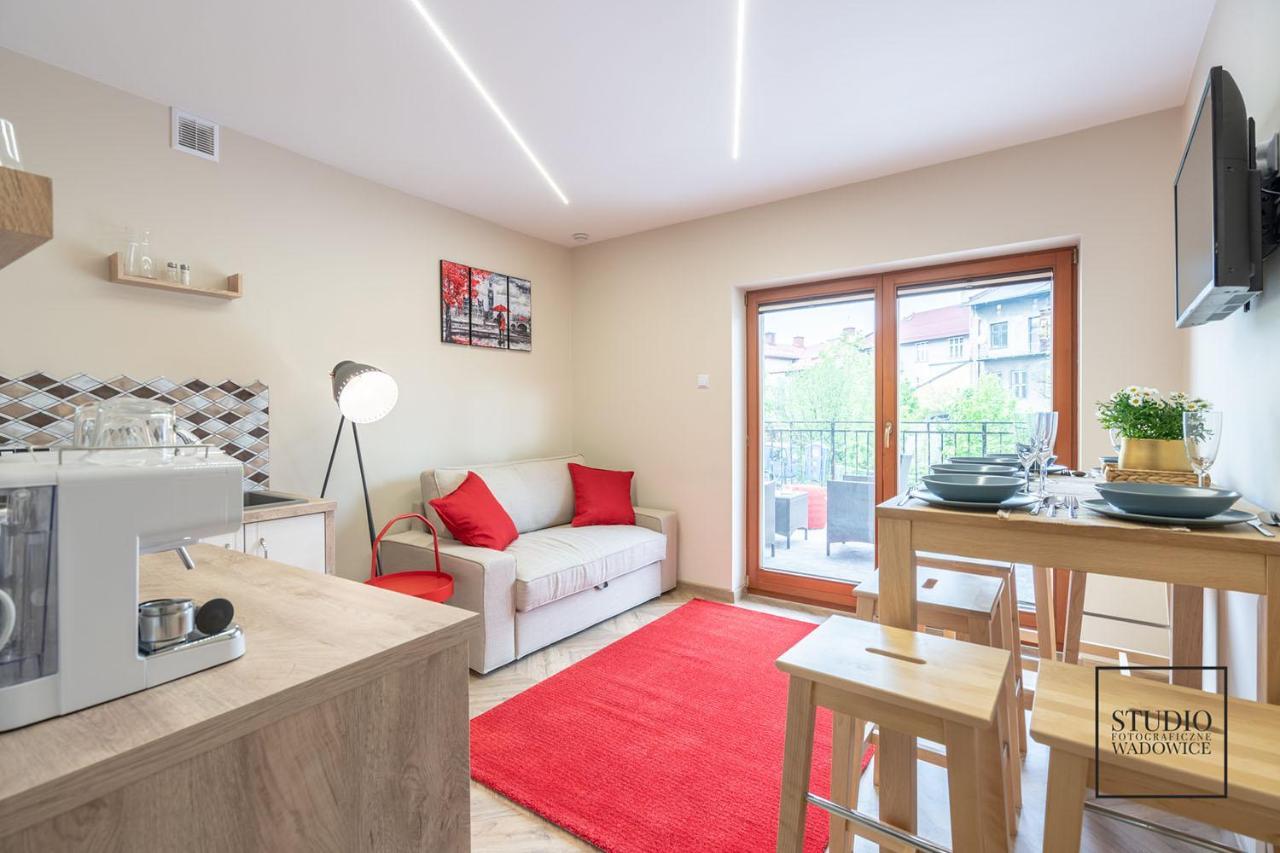 Apartament Karminowy Apartman Wadowice Kültér fotó
