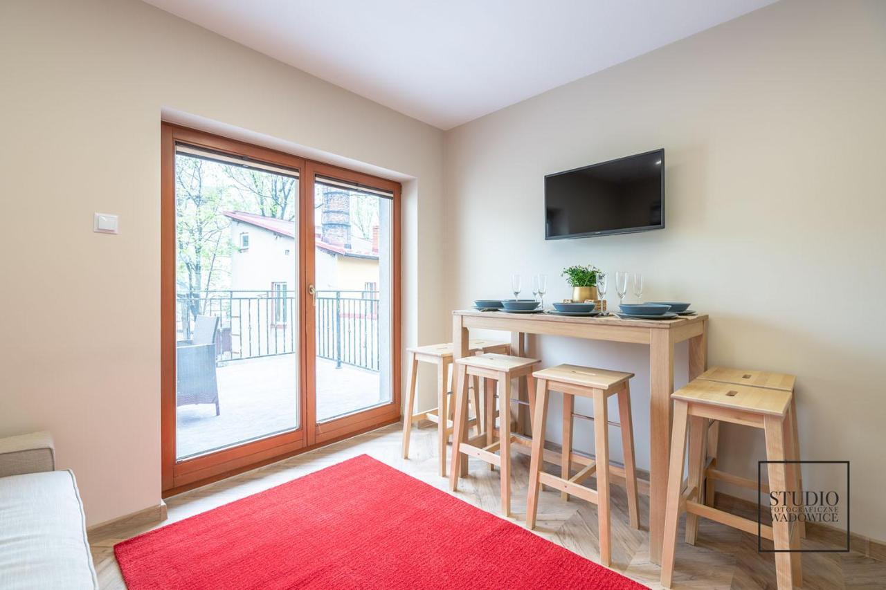 Apartament Karminowy Apartman Wadowice Kültér fotó