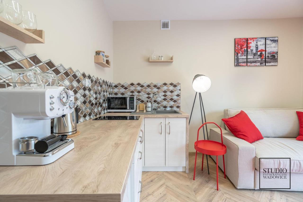 Apartament Karminowy Apartman Wadowice Kültér fotó